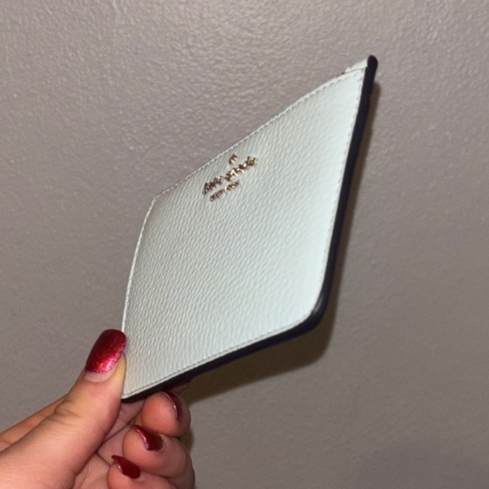 Kate Spade Light Blue Wristlet pebbled leather NWT - Picture 2 of 8